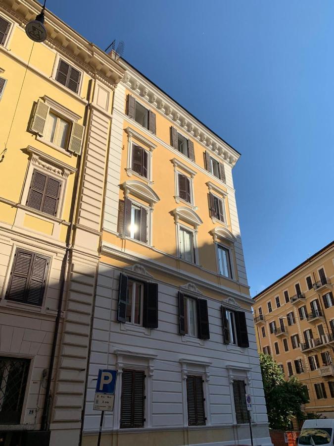 In The Center Guesthouse Rome Exterior photo